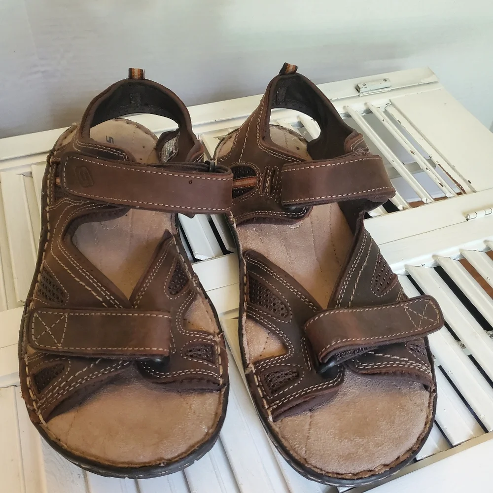 Skechers Men's Brown Leather Strap Sandals, Size 10